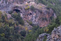 lebanon-hiking-wadi-quannoubine-kadisha-hike-valley-of-the-saints