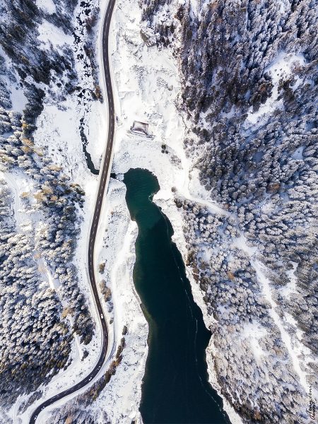 switzerland-roadtrip-drone-lakes-snow-winter